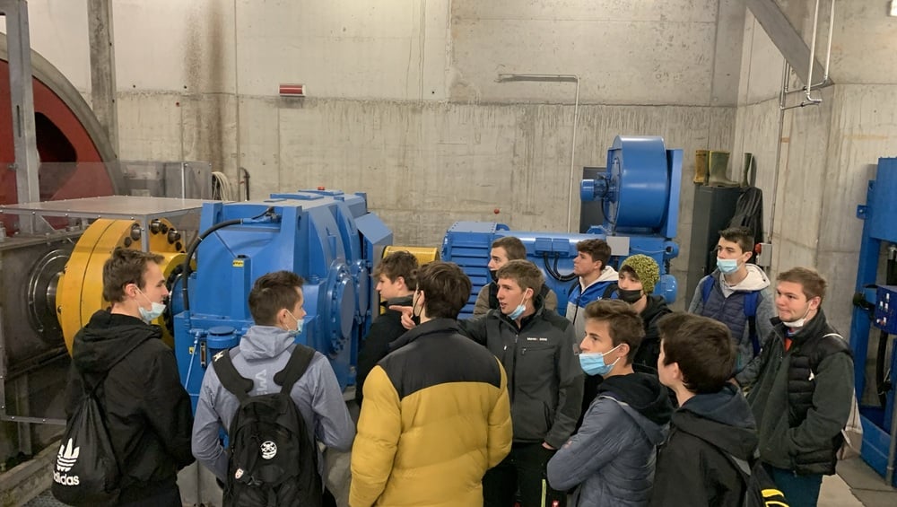 MERAN 2000: BESUCH DER LBS BOZEN, MECHATRONIK