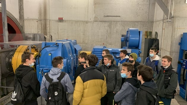 MERAN 2000: BESUCH DER LBS BOZEN, MECHATRONIK