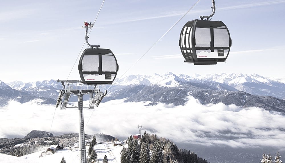 THE 10-SEATER CABINS