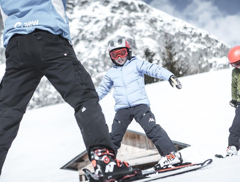 Ski rental & School