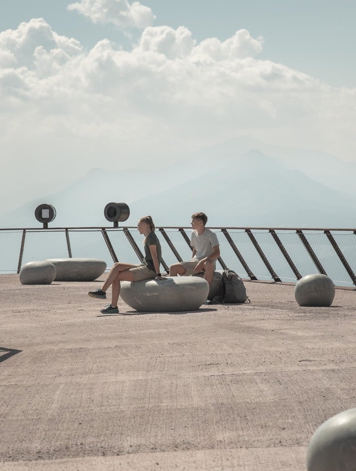 PIACEVOLE <br> PAUSA