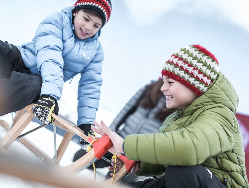 AZIONE <br> PER SCUOLE ELEMENTARI