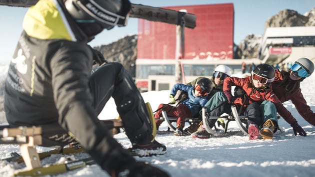 Divertimento in slitta a Merano 2000 in Alto Adige
